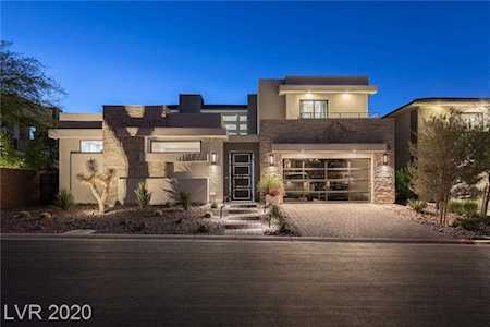 8 Gemstar Las Vegas, NV 89135