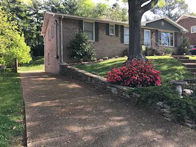 582 Huntington Pkwy Nashville, TN 37211