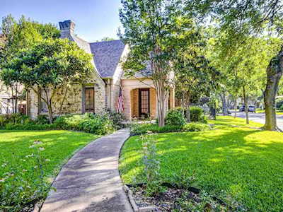 526 Cordova Street Dallas, TX 75223