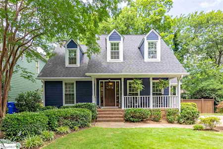 19 Oak Crest Ct Greenville, SC 29605