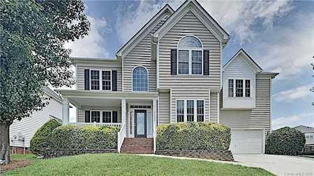 17228 Knoxwood Dr Huntersville, NC 28078
