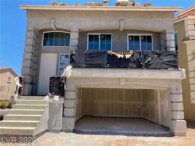 9806 Panther Hollow St Las Vegas, NV 89141