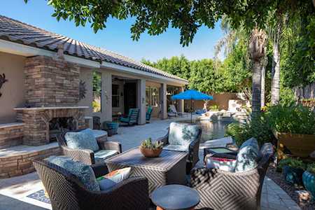 179 W Sunburst Lane Tempe, AZ 85284