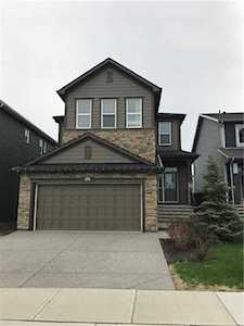 274 Legacy View SE Calgary, AB T2X 2G2