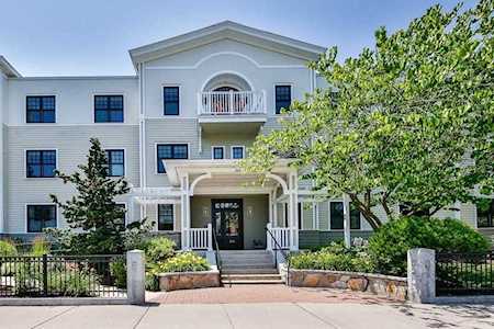 264 Massachusetts Ave #209 Arlington, MA 02474