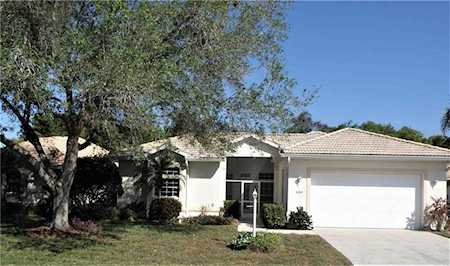 8408 Gateway Ct Englewood, FL 34224