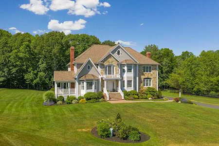 45 Berrington Place North Andover, MA 01845