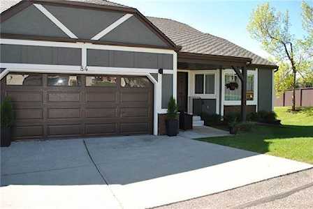 84 Coach Side Terrace SW #29 Calgary, AB T3H 2T3