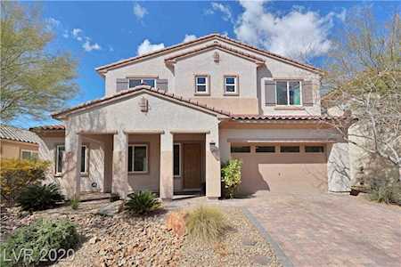 9813 Buttermilk Falls Las Vegas, NV 89178