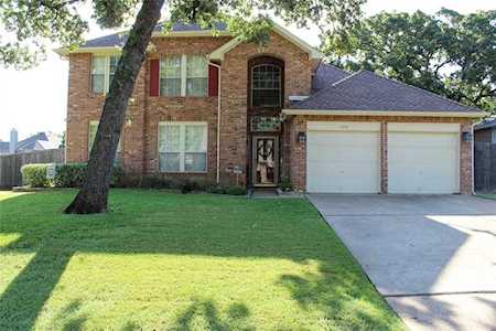 7848 Ember Oaks Drive North Richland Hills, TX 76182
