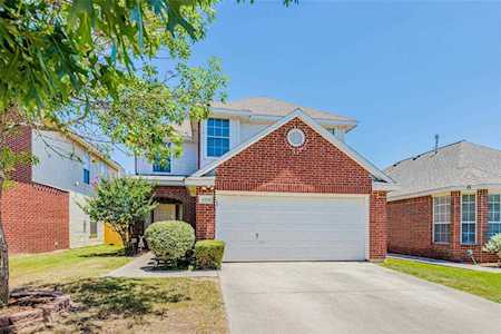 6908 Amberdale Drive Fort Worth, TX 76137