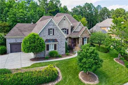2407 Island Lake Dr Charlotte, NC 28214