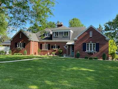 103 W Diamond Street Kendallville, IN 46755
