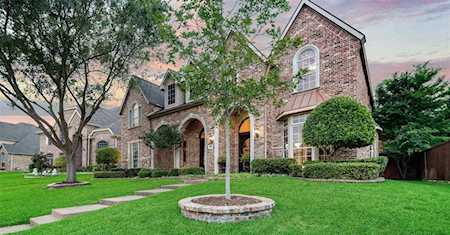 617 Sotogrande Drive Garland, TX 75044