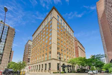 1300 N State Parkway #501 Chicago, IL 60610