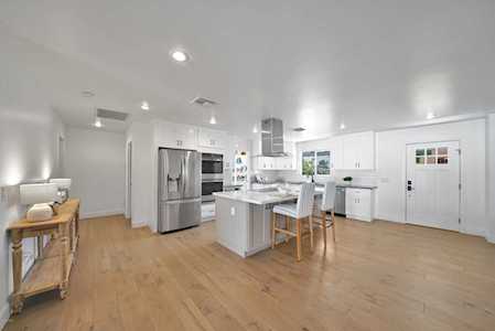 5201 N 34th Street Phoenix, AZ 85018