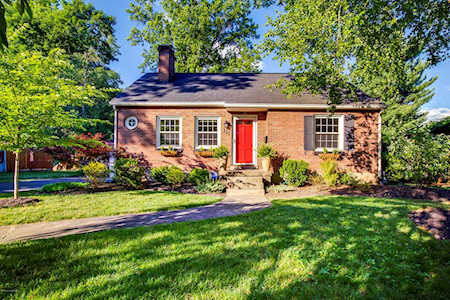 321 Monohan Dr Louisville, KY 40207