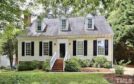 1246 Falmouth Court Chapel Hill, NC 27517