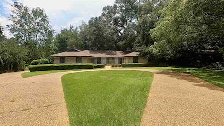 2316 Tour Eiffel Drive Tallahassee, FL 32308