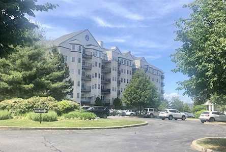 10 Seaport Dr #2606 Quincy, MA 02171