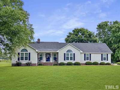 441 Club House Drive Dunn, NC 28334