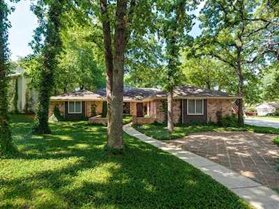 2804 Cresthaven Drive Grapevine, TX 76051
