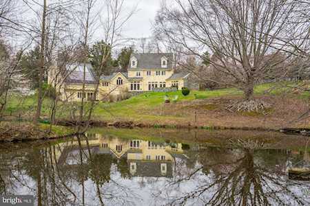 1312 Merchant Ln Mclean, VA 22101