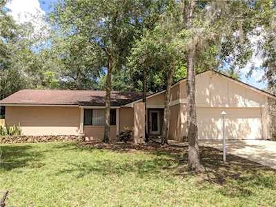 100 Essex Ct Longwood, FL 32779