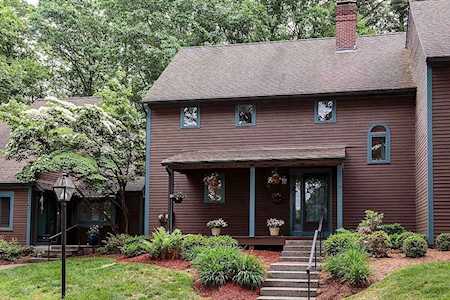 19 Bradley Ln #19 Westford, MA 01886