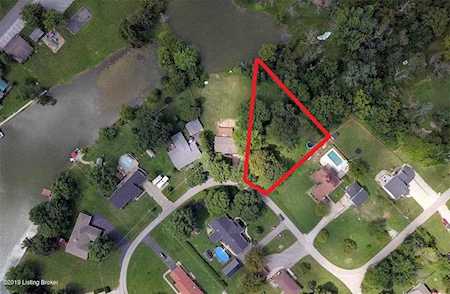 1807 Bass Cir La Grange, KY 40031