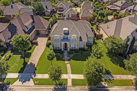 2613 Queen Elaine Drive Lewisville, TX 75056