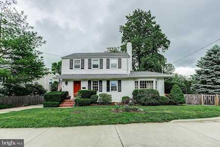 951 Madison St Arlington, VA 22205