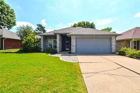 2120 Bentley Drive Flower Mound, TX 75028