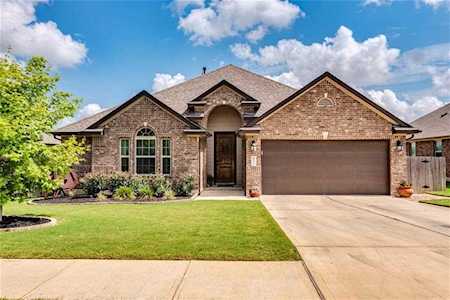 871 Oyster Crk Buda, TX 78610
