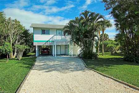 560 Piedmont Rd Sanibel, FL 33957