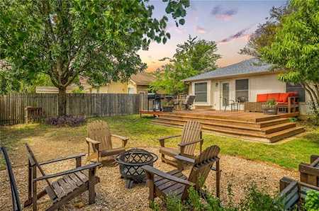 1301 Dillon Lake Bnd Leander, TX 78641