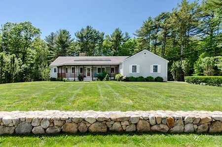 12 Brant Beach Avenue Mattapoisett, MA 02739