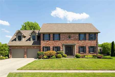 7656 Meadow Violet Drive Avon, IN 46123