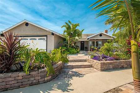 6132 Nutwood Circle Huntington Beach, CA 92647