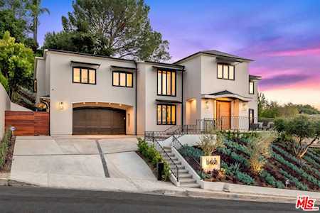 11468 Dona Teresa Drive Studio City, CA 91604