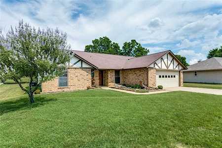 1033 Summerplace Lane Southlake, TX 76092