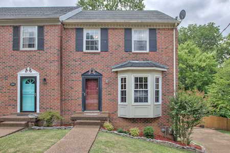 1112 Oakway Ct Nashville, TN 37214