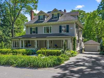 101 Abbott Rd Wellesley, MA 02481