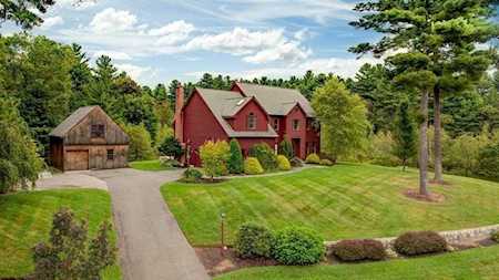 7 Goss Pond Road Upton, MA 01568