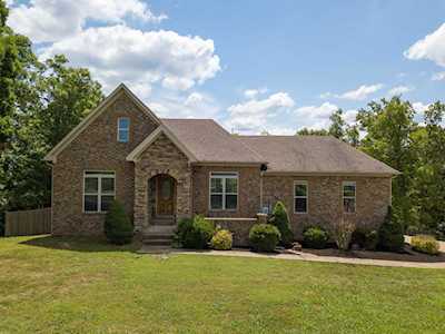 705 Rivers Edge Dr Bath Springs, TN 38311