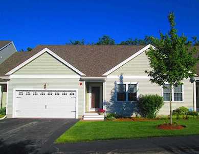 54 Brierly Cir #54 Millbury, MA 01527