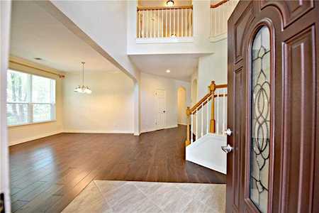 1509 Cutting Horse Ln Austin, TX 78727