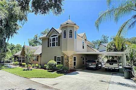 712 George St S Tarpon Springs, FL 34688