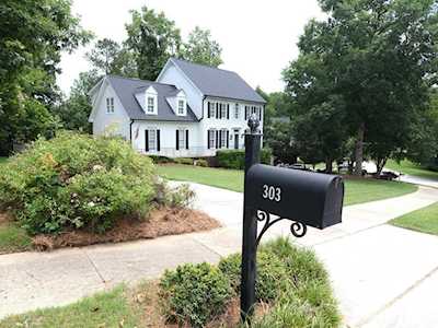 303 Cherry Laurel Drive Clayton, NC 27527