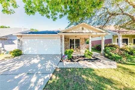 1026 Moser River Dr Leander, TX 78641